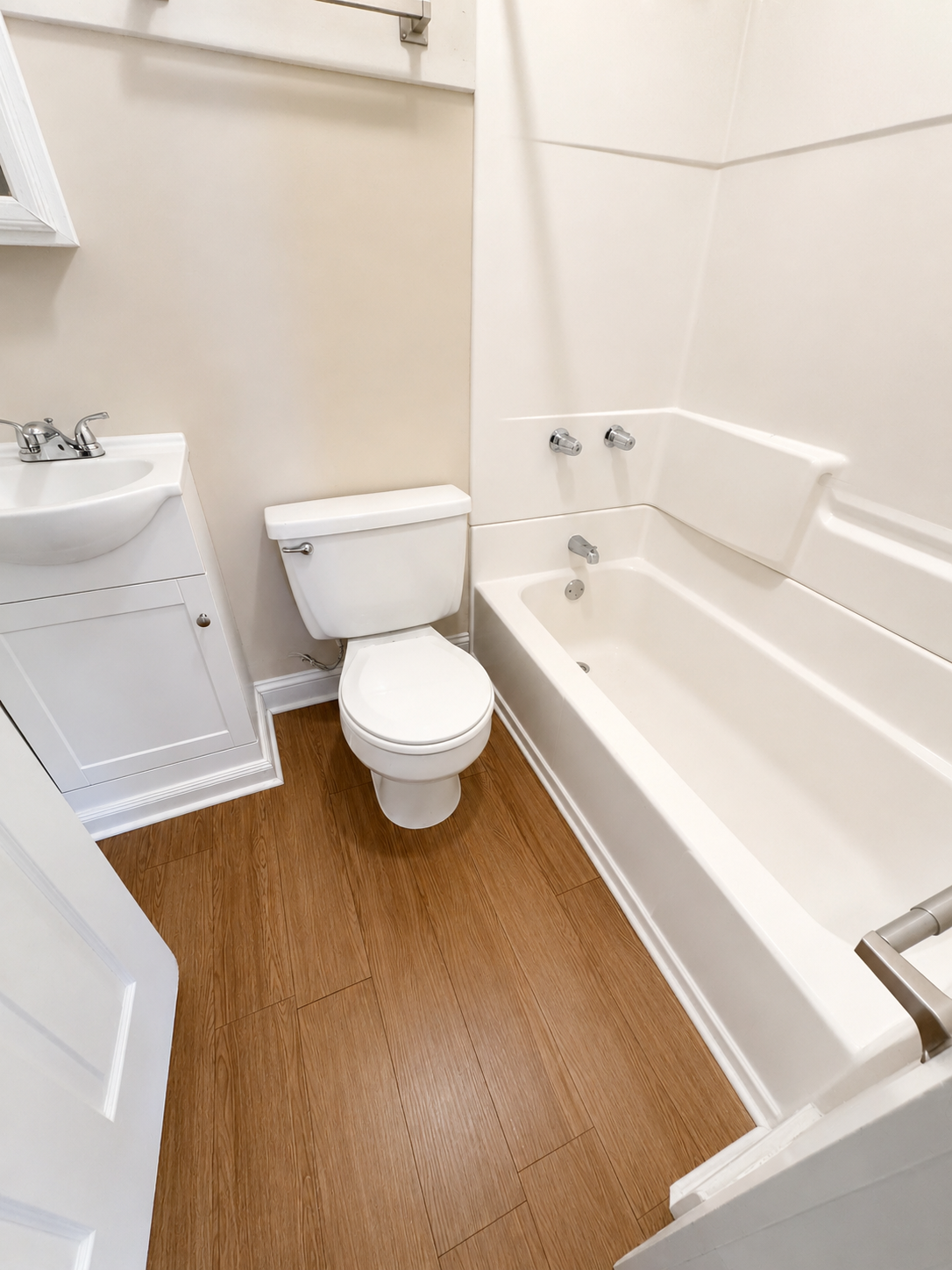 best palmetto cleaning cleaning bathroom 2